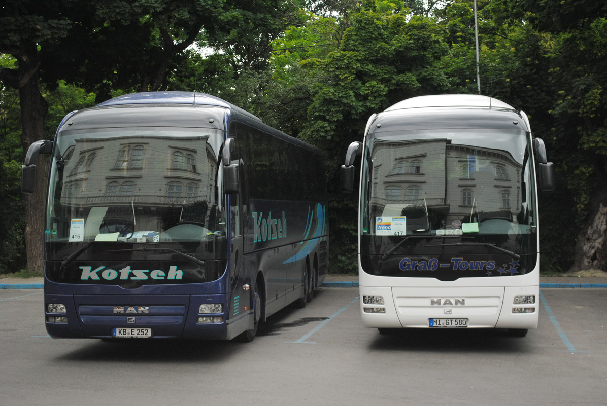 Гессен, MAN R09 Lion's Coach C RHC444 C № KB-E 252; Северный Рейн-Вестфалия, MAN R07 Lion's Coach RHC**4 № MI-GT 580