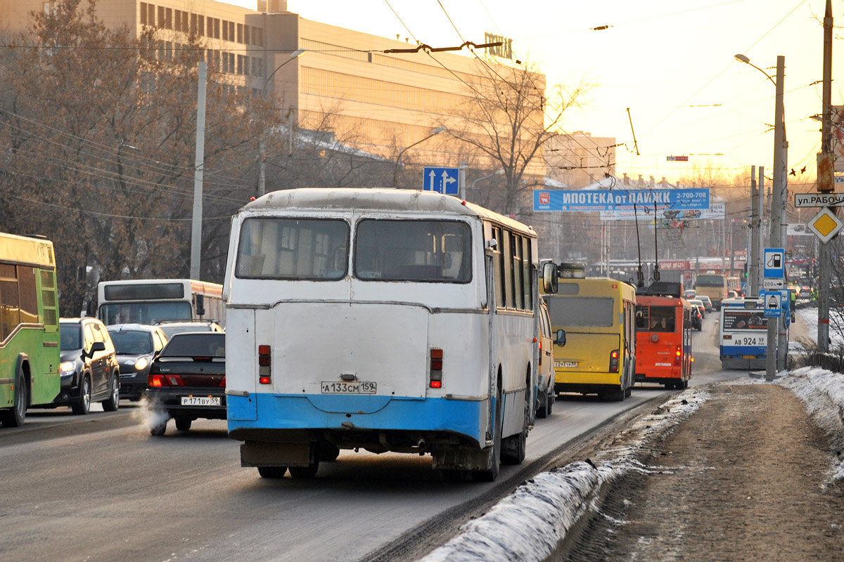 Пермский край, ЛАЗ-695Н (МАРЗ) № А 133 СМ 159