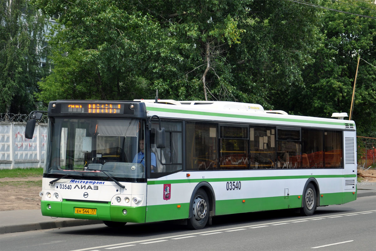 Moskau, LiAZ-5292.22 (2-2-2) Nr. 03540