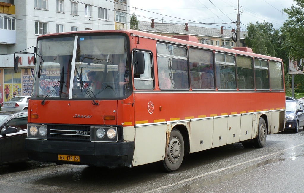 Свердловская область, Ikarus 250 № ВА 138 66