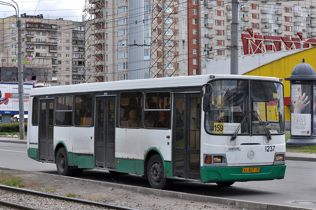 Санкт-Петербург, ЛиАЗ-5256.25 № 1237