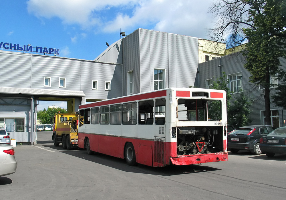 Москва, Mercedes-Benz O325 № 20106