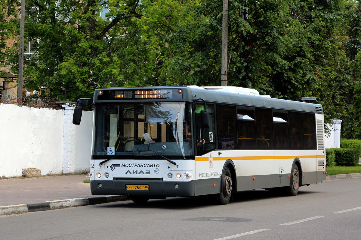 Автобус луховицы док. Автобус 322 Москва. Автобус 322. Мерседес 322 автобус. 322 Автобус Москва Ногинск.