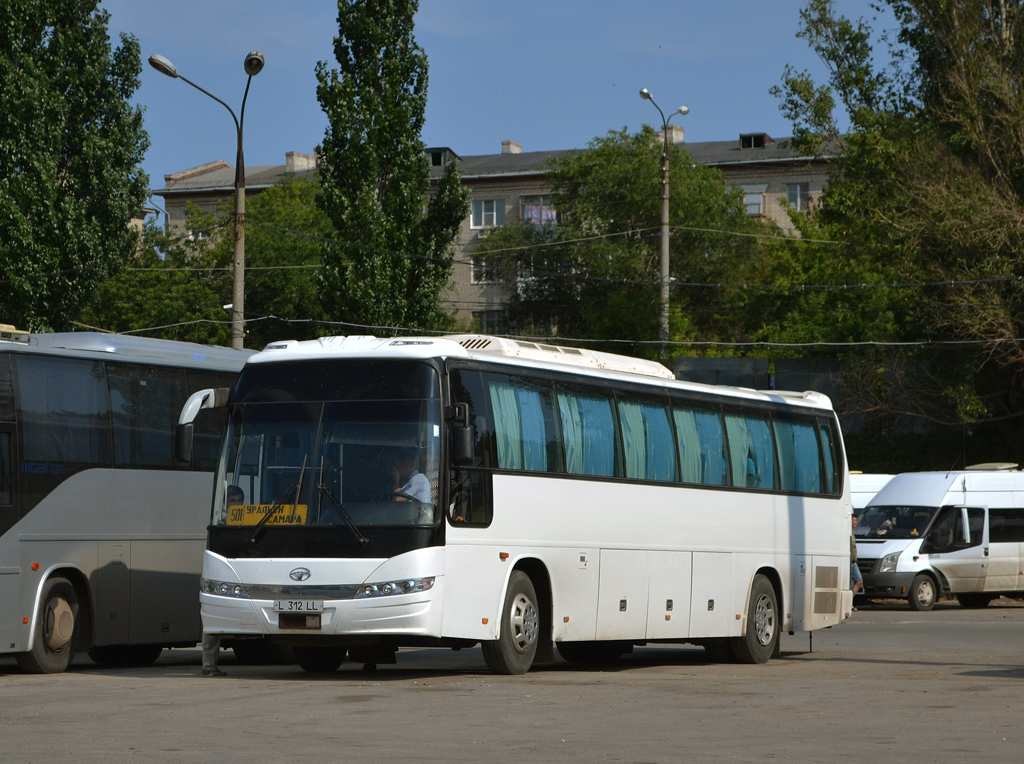 Западно-Казахстанская область, Daewoo BH120F Royal Cruiser № L 312 LL