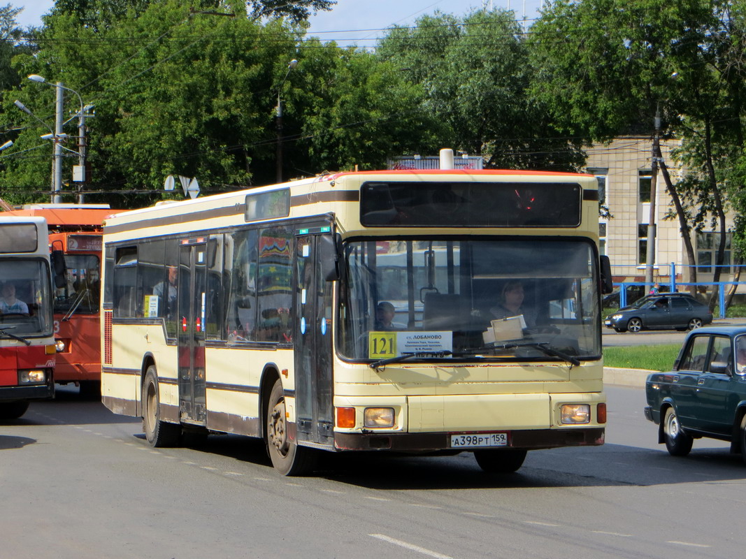 Perm region, MAN A10 NL202 Nr. А 398 РТ 159