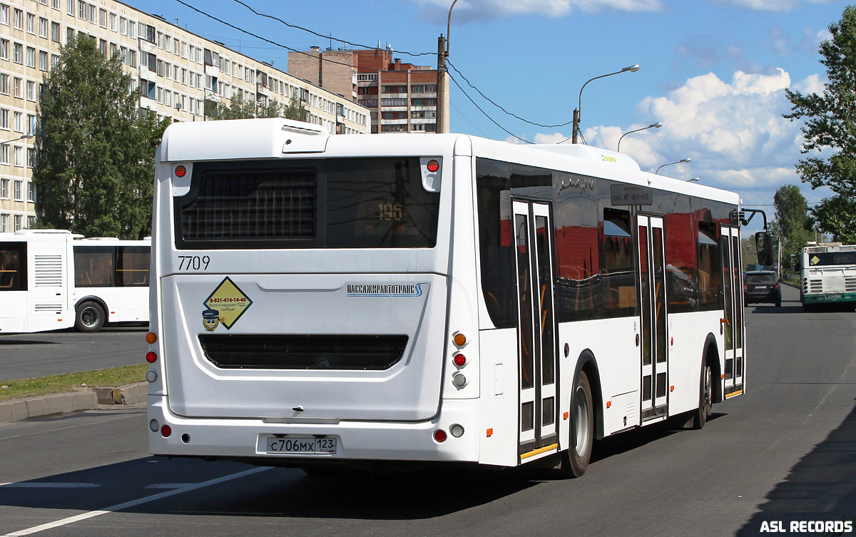 Szentpétervár, LiAZ-5292.30 sz.: 7709