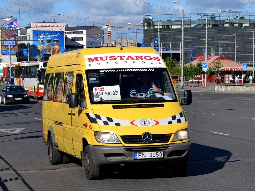 Латвия, Mercedes-Benz Sprinter W904 413CDI № 349