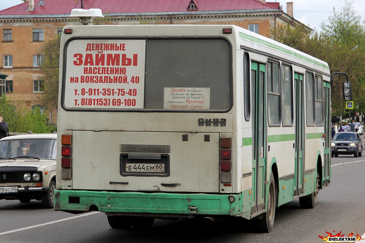 Псковская область, ЛиАЗ-5256.30 № Е 444 ЕМ 60