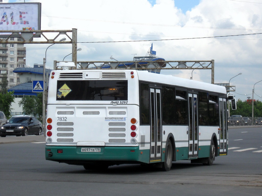 Санкт-Петербург, ЛиАЗ-5292.60 № 7832