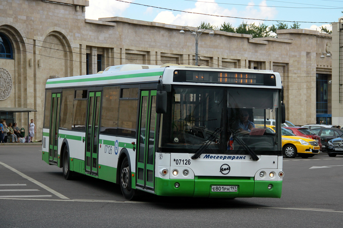 Moskau, LiAZ-5292.21 Nr. 07126