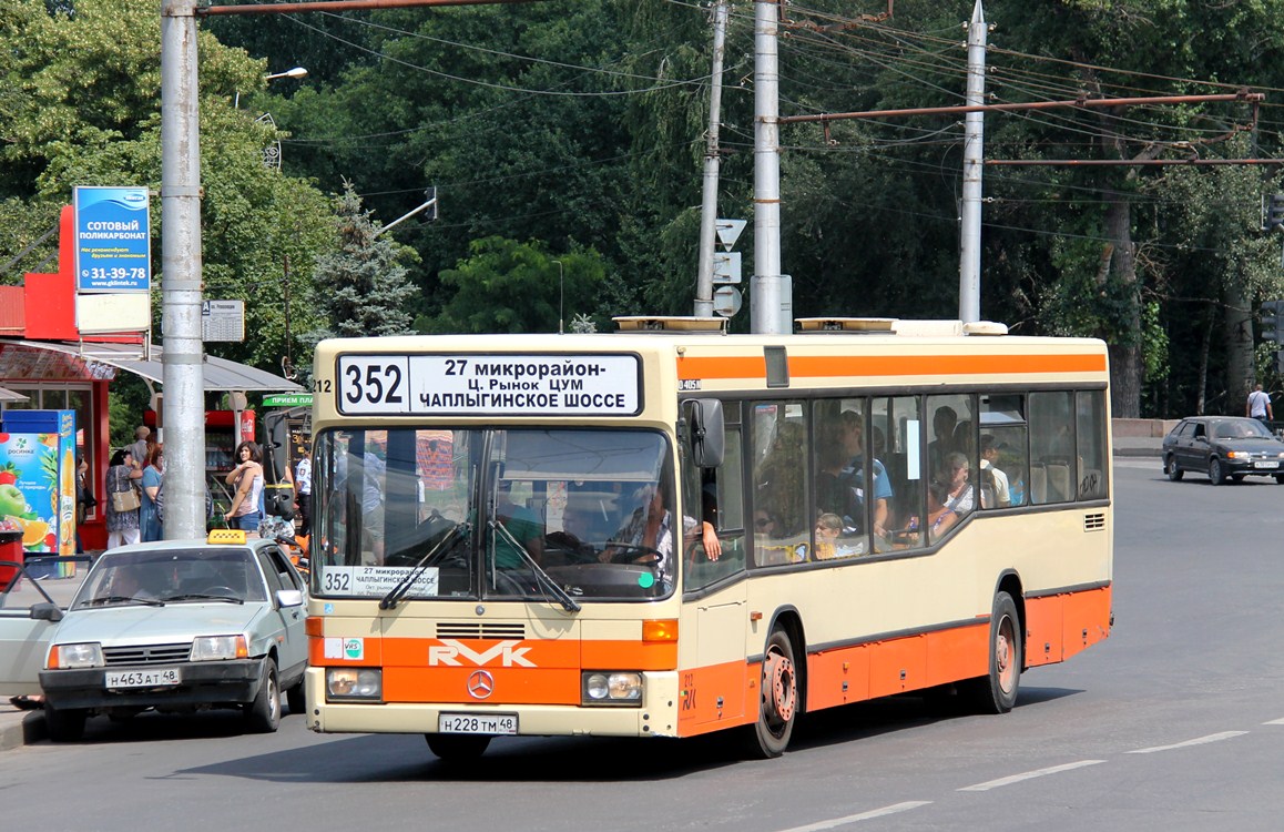 Lipetsk region, Mercedes-Benz O405N2 # Н 228 ТМ 48