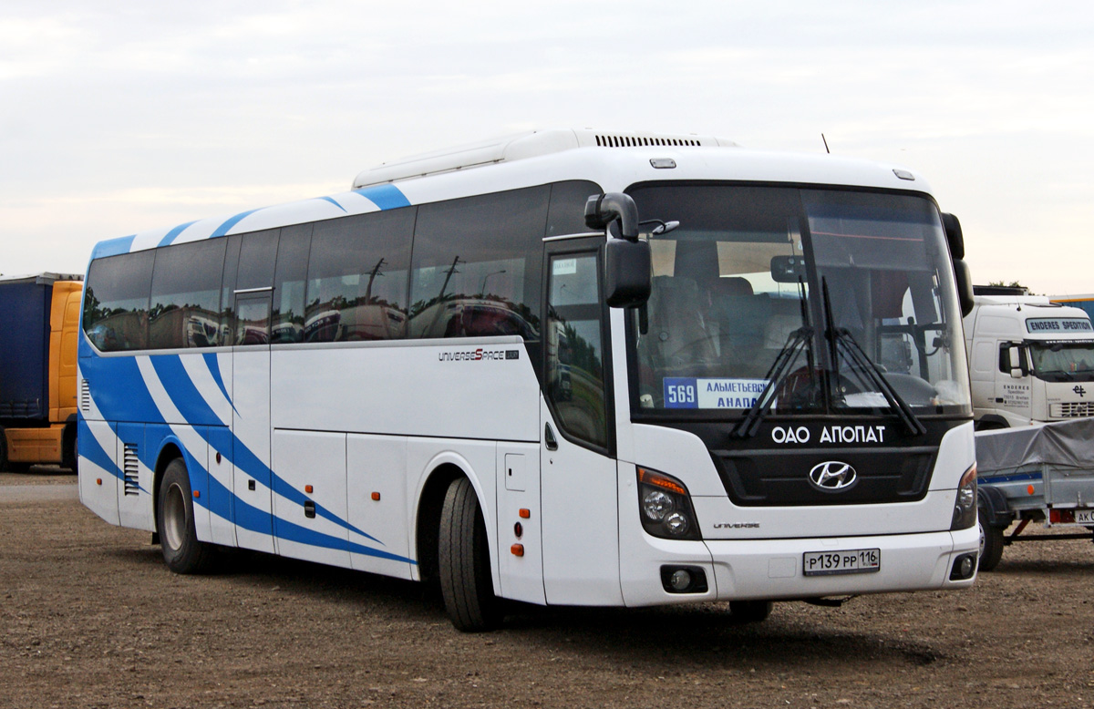 Татарстан, Hyundai Universe Space Luxury № Р 139 РР 116