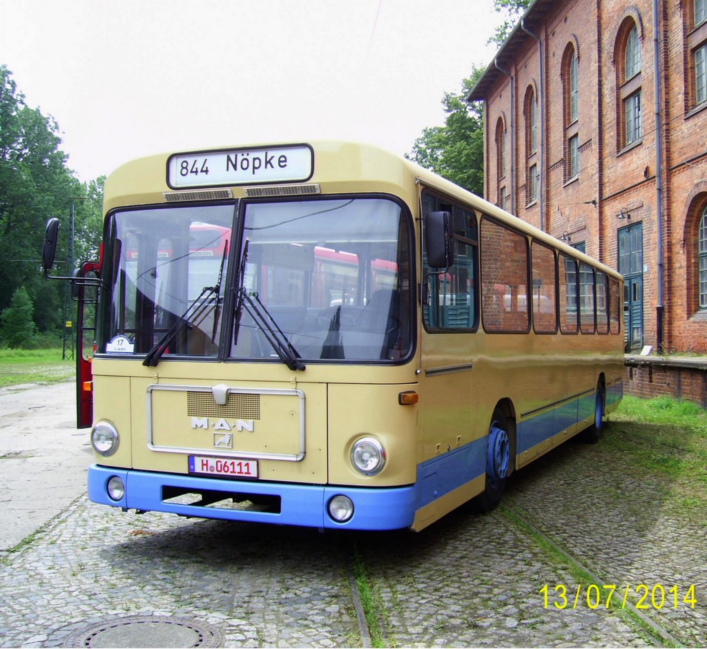 Нижняя Саксония, MAN 789 SÜ240 № H 06111; Нижняя Саксония — Bustreffen Wehmingen Hannoversches Straßenbahnmuseum 13.07.2014