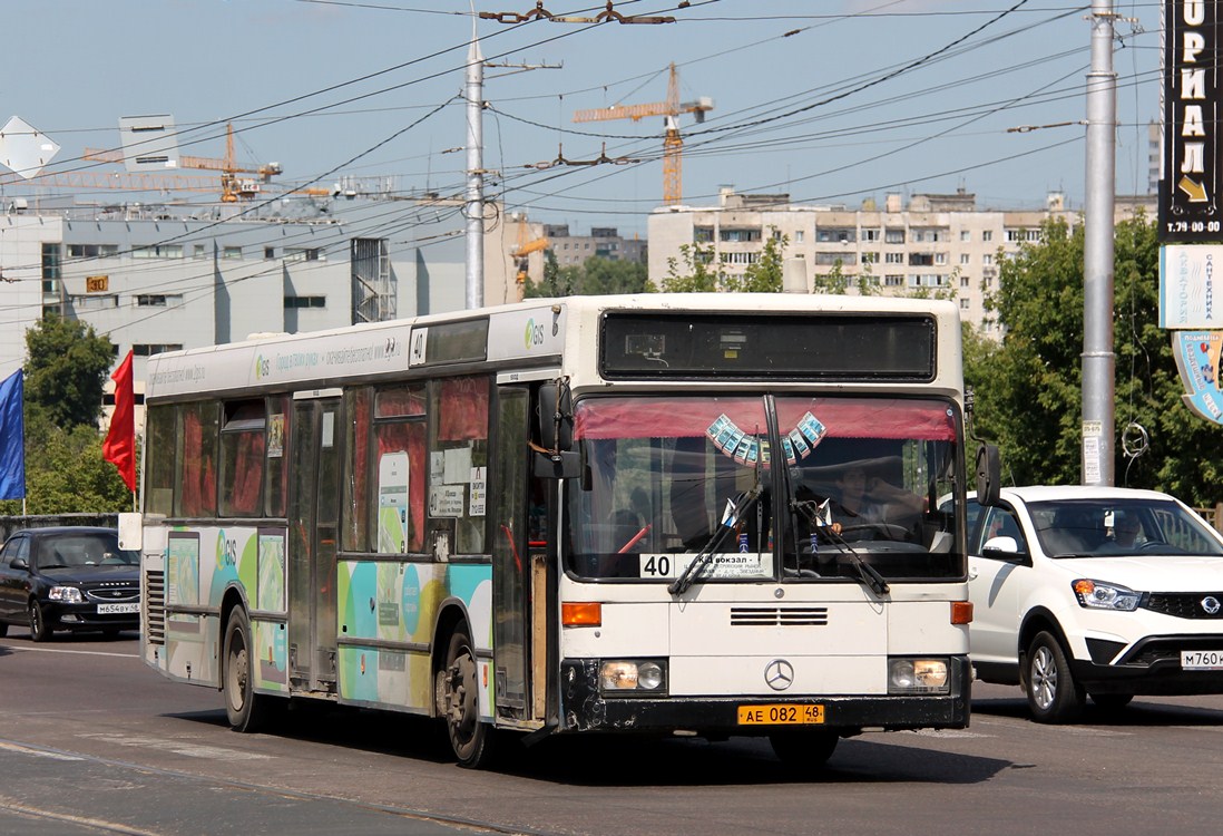 Lipetsk region, Mercedes-Benz O405N2 № АЕ 082 48