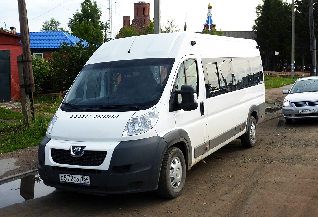 Новосибирская область, Нижегородец-2227SK (Peugeot Boxer) № С 572 ОХ 154