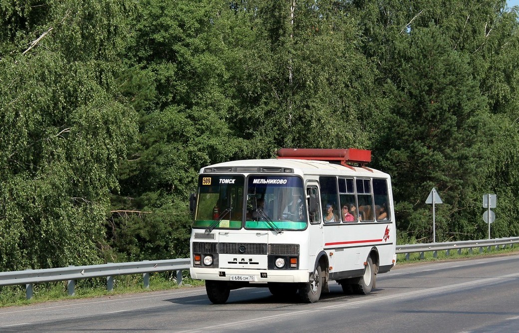 Томская область, ПАЗ-32051-110 № Е 686 ОМ 70