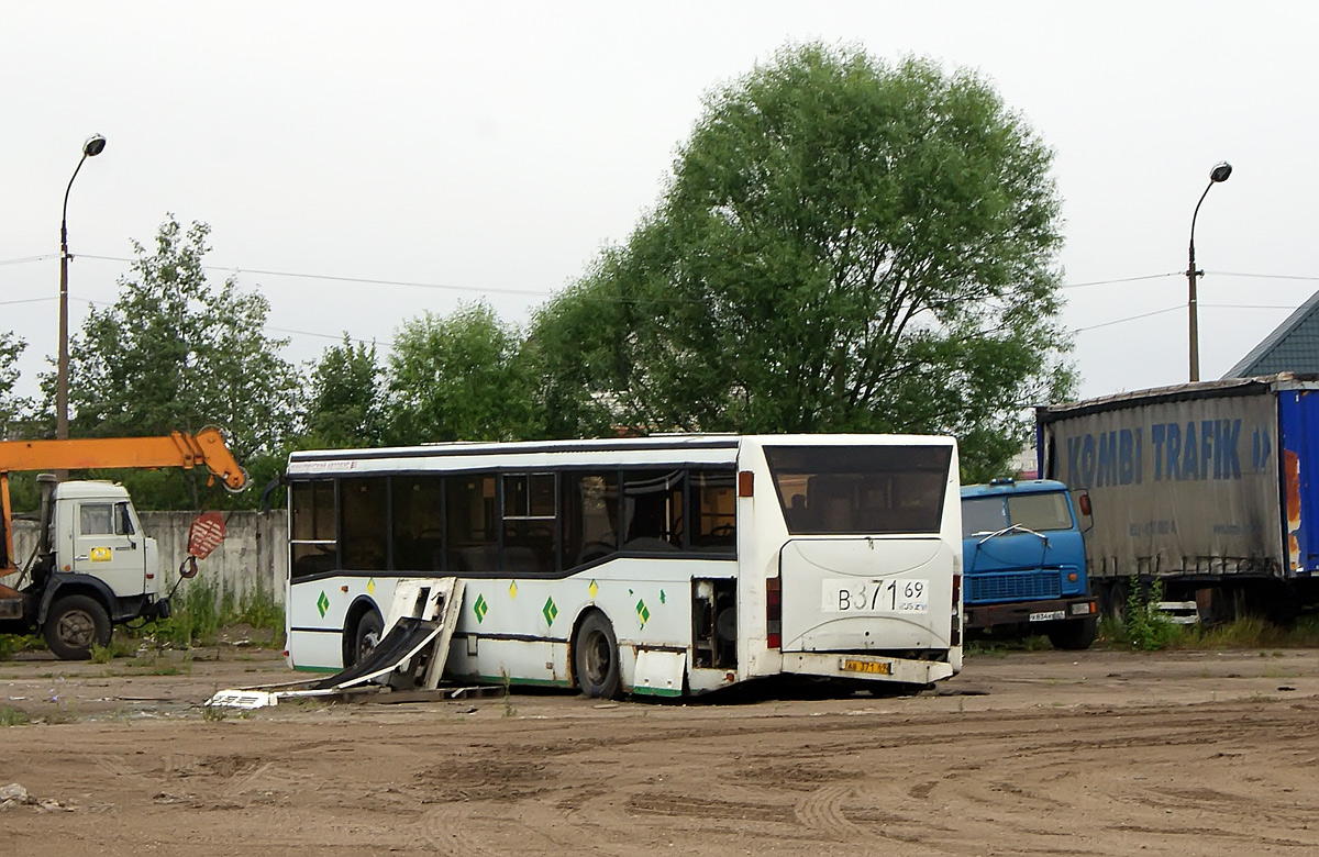 Тверская область, МАРЗ-5277 № АВ 371 69; Тверская область — Нерабочие машины