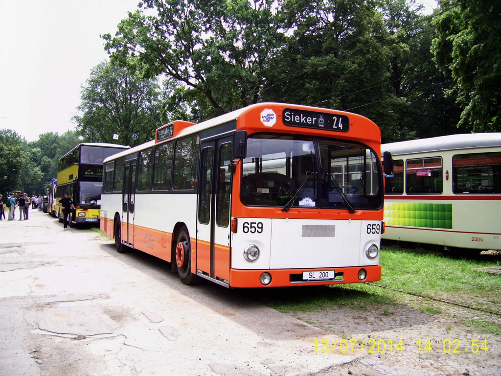 Dolní Sasko, MAN 192 SL200 č. H-AM 344; Dolní Sasko — Bustreffen Wehmingen Hannoversches Straßenbahnmuseum 13.07.2014