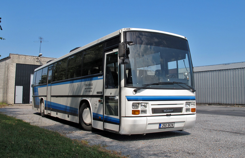 Estonia, Carrus Universal 330 Nr 250 BCN