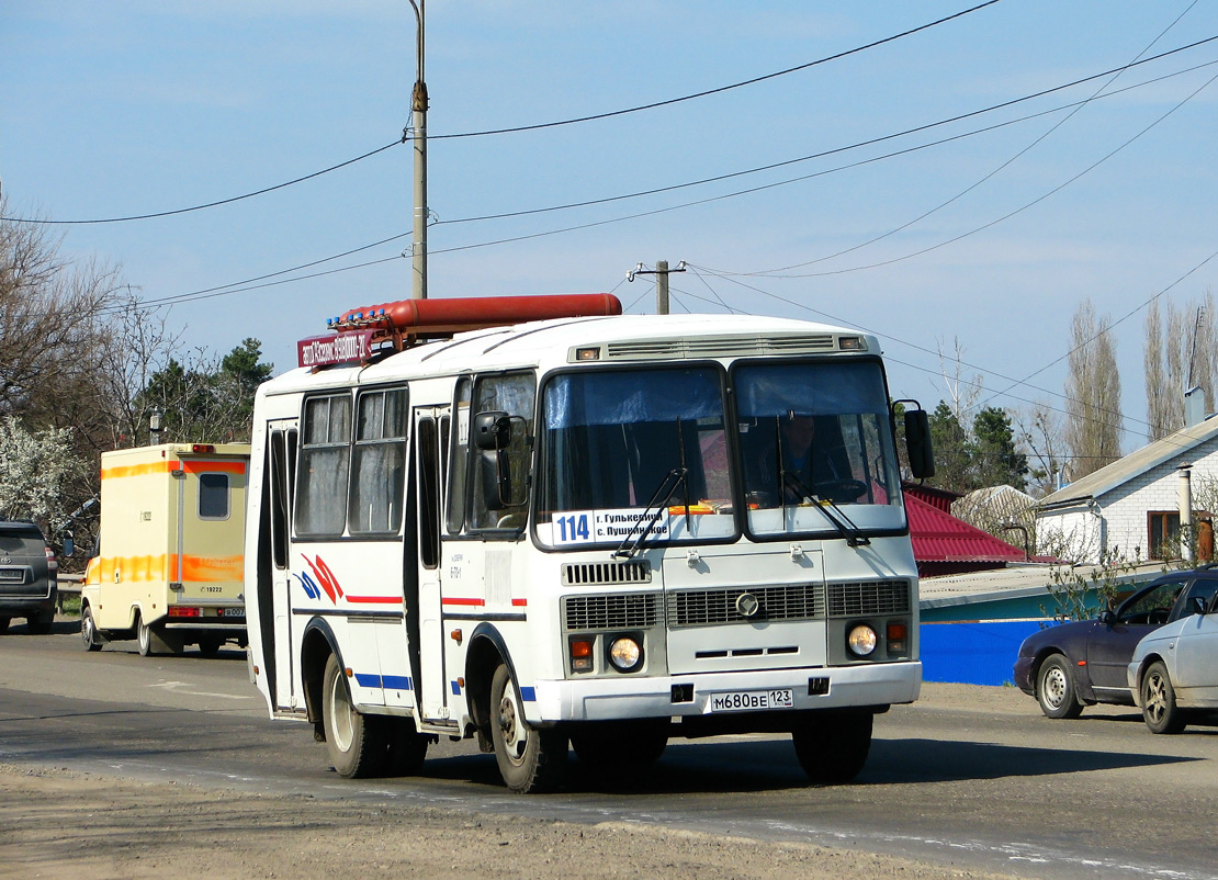 Краснодарский край, ПАЗ-32054 № М 680 ВЕ 123