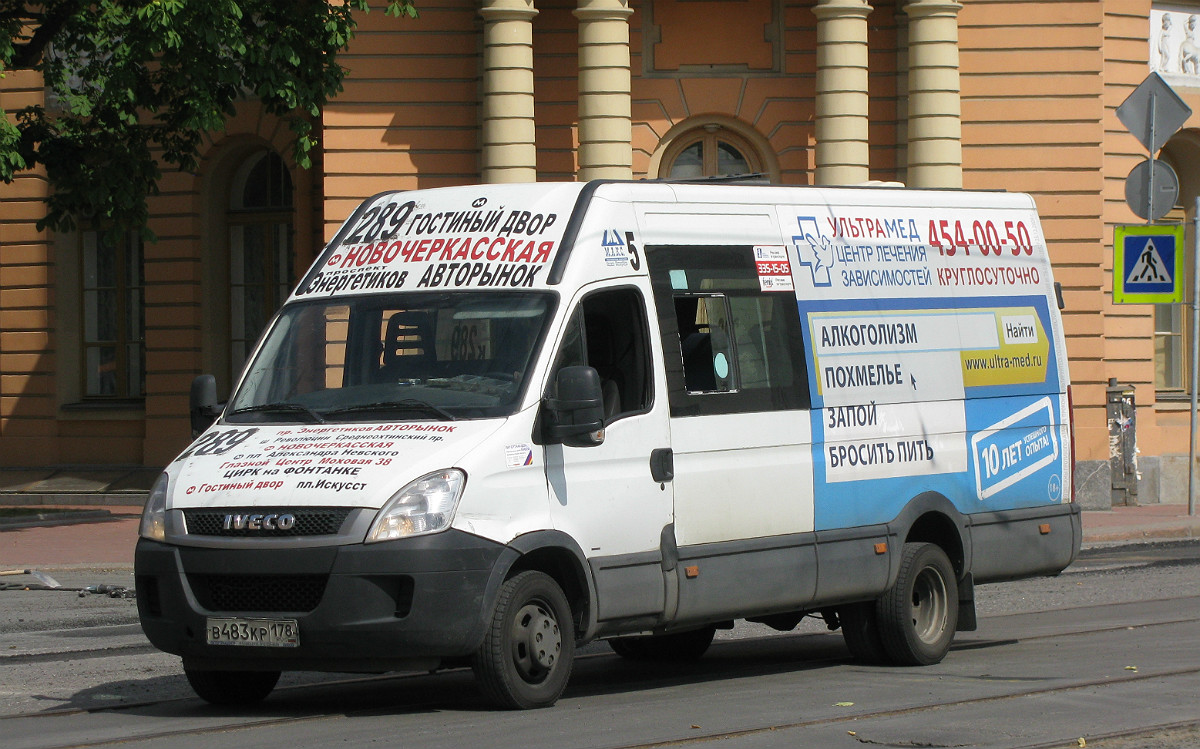 Санкт-Петербург, Нижегородец-2227UT (IVECO Daily) № В 483 КР 178