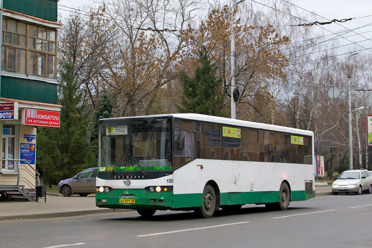 Пензенская область, Волжанин-5270-10-04 № 1050