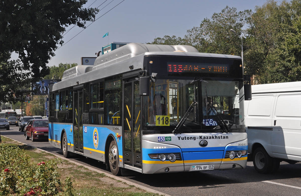 Алматы, Yutong ZK6118HGA № 450