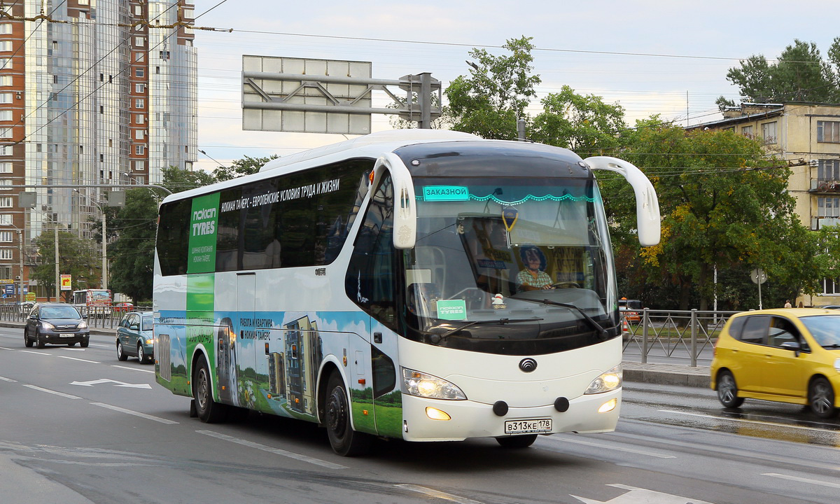 Санкт-Петербург, Yutong ZK6129H № В 313 КЕ 178