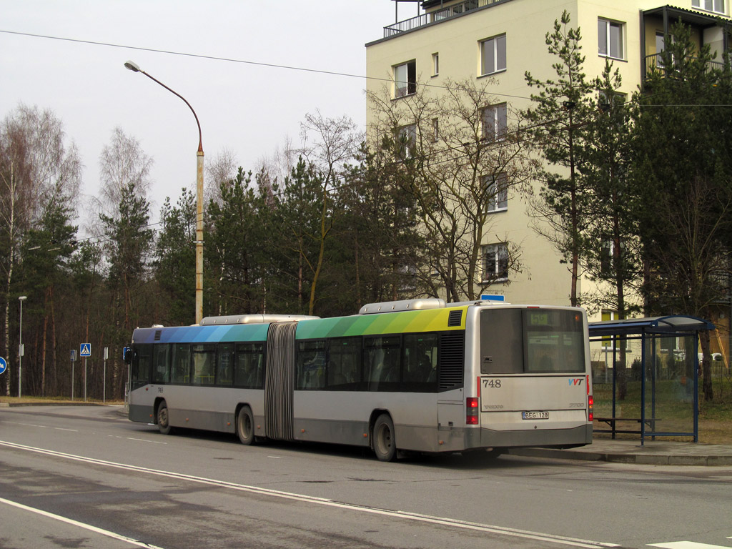 Литва, Volvo 7700A № 748