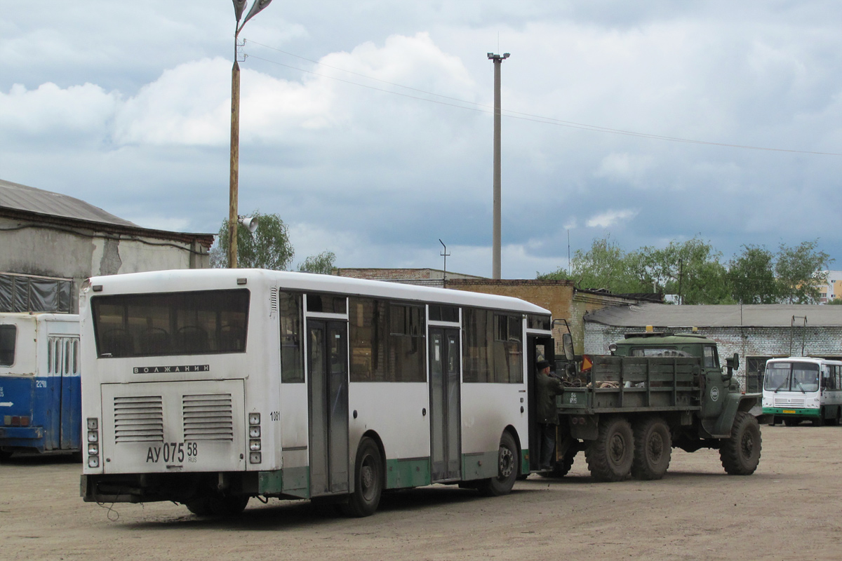 Пензенская область, Волжанин-5270-10-04 № 1081