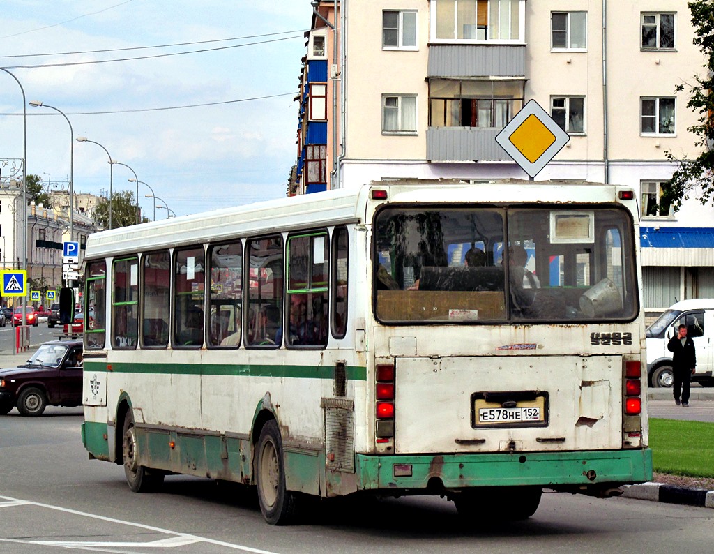 Нижегородская область, ЛиАЗ-5256.30 № 332