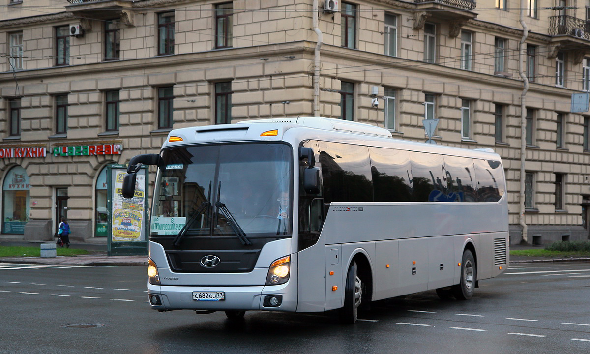 Санкт-Петербург, Hyundai Universe Space Luxury № С 682 ОО 77