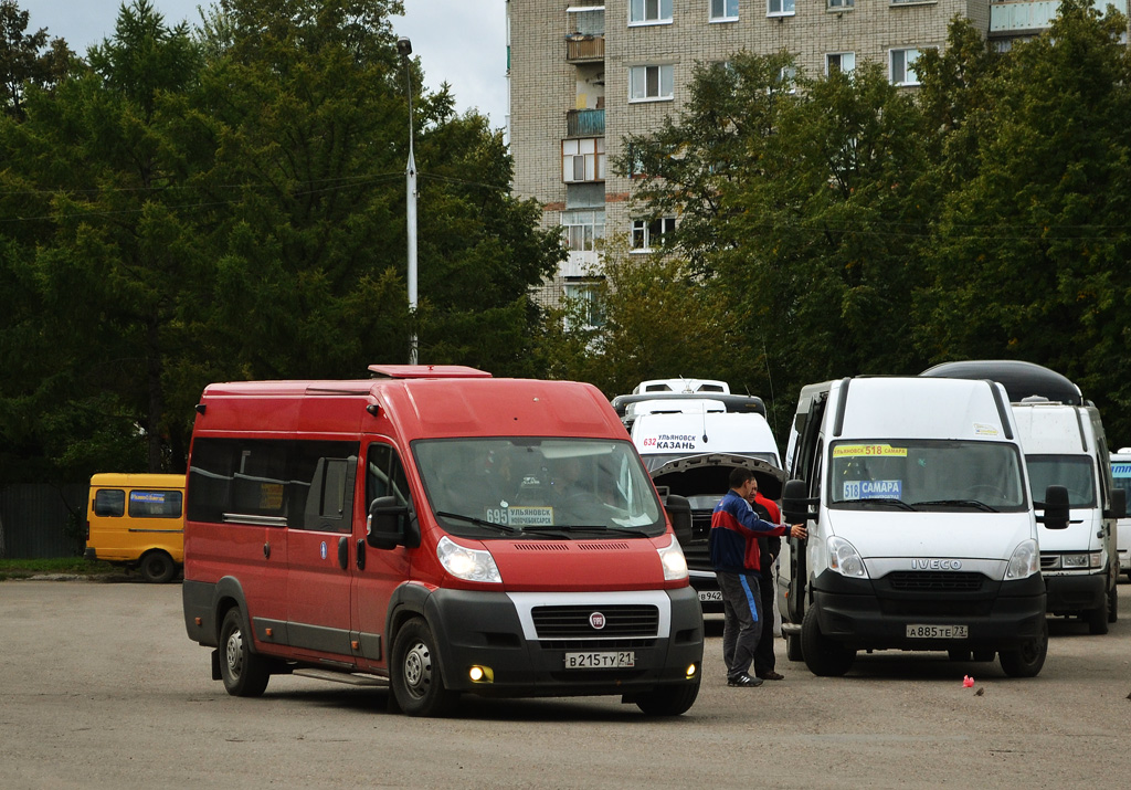 Чувашия, Нижегородец-FST613 (FIAT Ducato) № В 215 ТУ 21; Ульяновская область, София (IVECO Daily 50C15V) № А 885 ТЕ 73