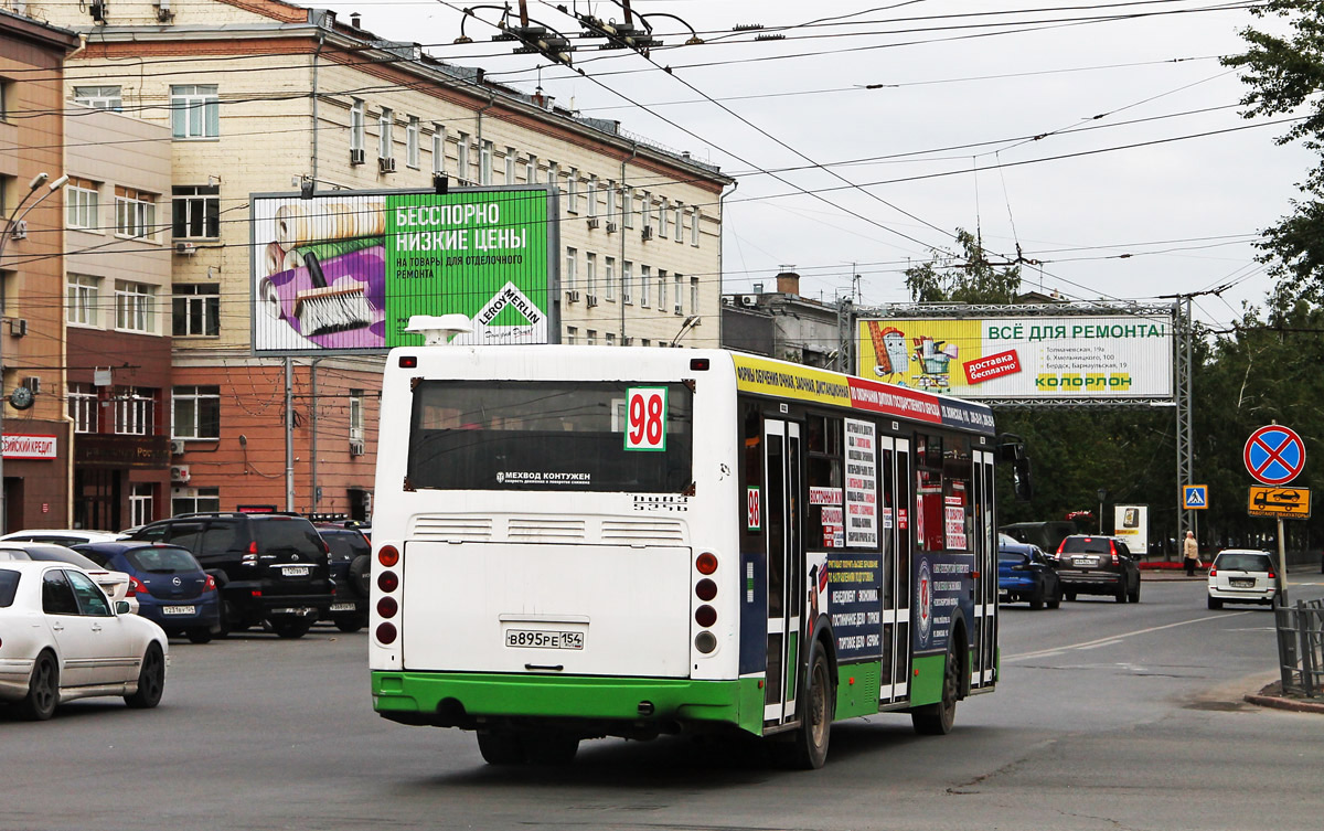 Новосибирская область, ЛиАЗ-5256.36 № В 895 РЕ 154