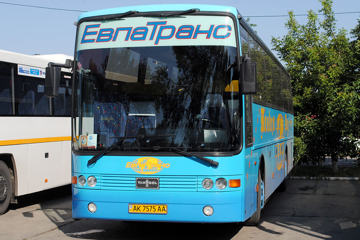 Республика Крым, Van Hool T815 Alicron № AK 7575 AA