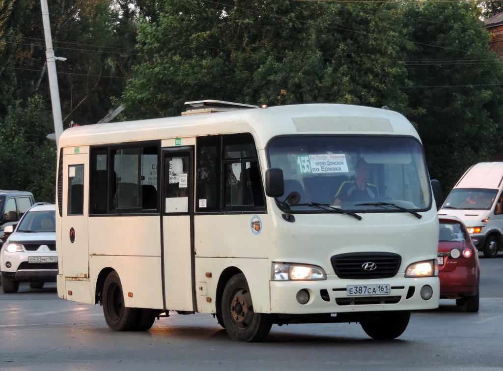 Ростовская область, Hyundai County SWB C08 (РЗГА) № Е 387 СА 161