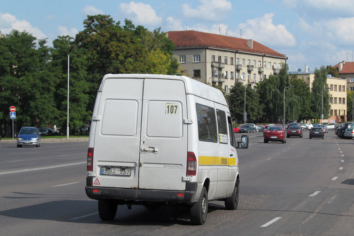 Литва, Mercedes-Benz Sprinter W901/W902 212D № ABZ 957