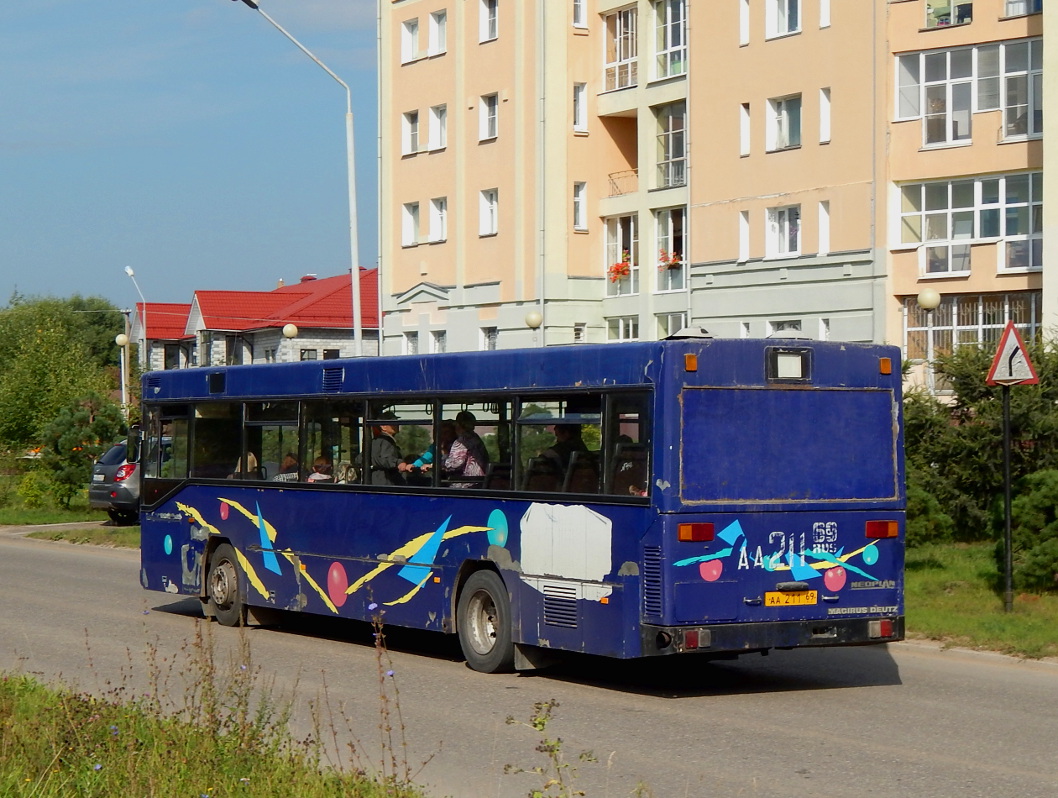 Тверская область, Neoplan N416SL II № АА 211 69