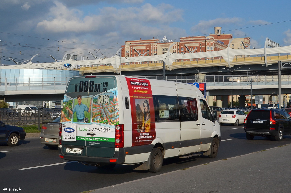 Санкт-Петербург, БТД-2219 (Volkswagen Crafter) № В 098 ВН 178