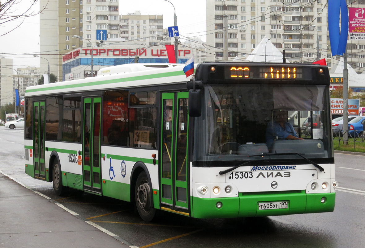 Moskva, LiAZ-5292.22 (2-2-2) č. 15303