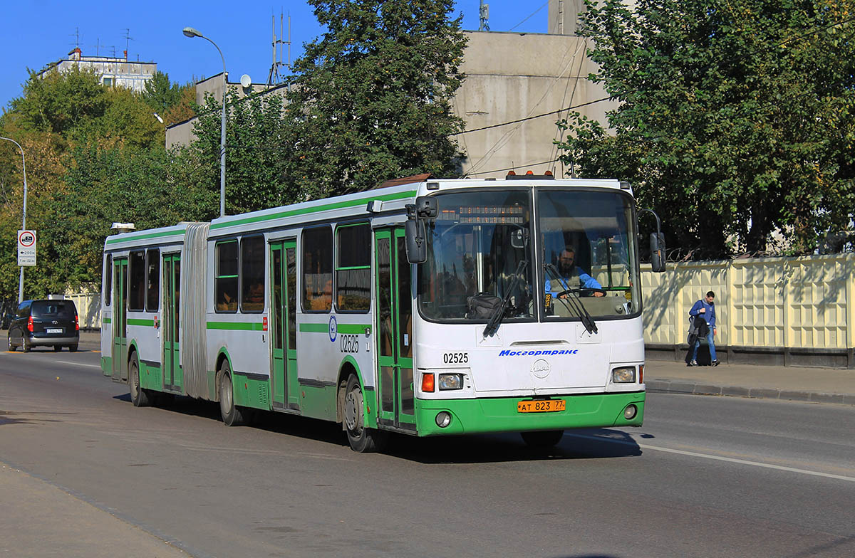 Москва, ЛиАЗ-6212.01 № 02525