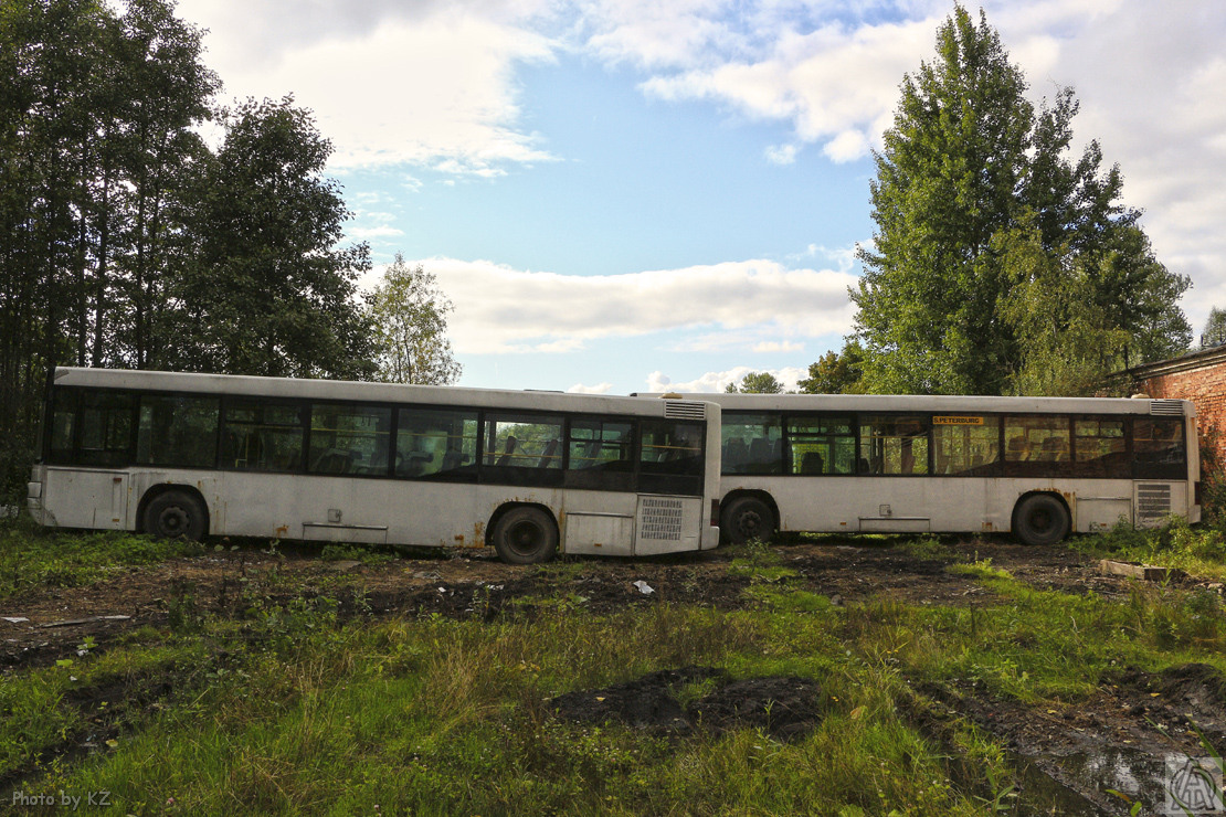 Sanktpēterburga, Yutong ZK6118HGA № АМ 394 78; Sanktpēterburga, Yutong ZK6118HGA № АМ 393 78; Sanktpēterburga — Bus parks