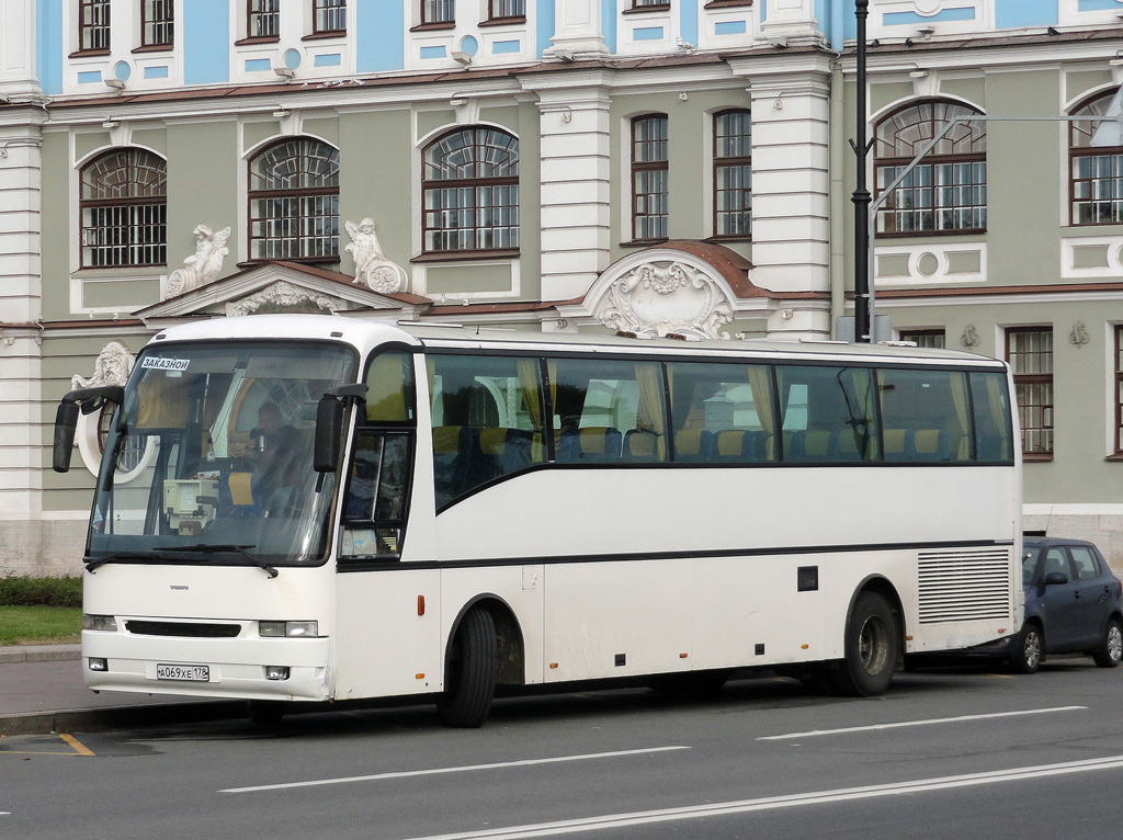 Saint Petersburg, Berkhof Axial 50 # А 069 ХЕ 178