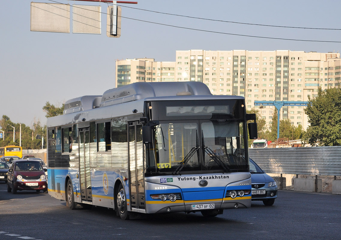 Алматы, Yutong ZK6118HGA № 401