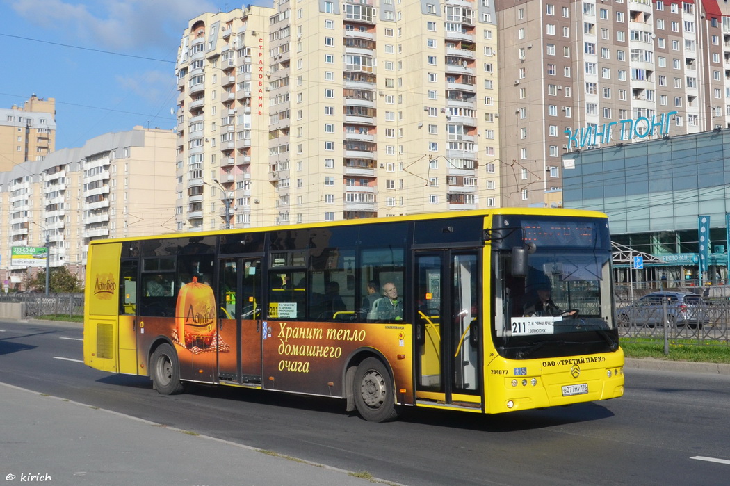 Санкт-Петербург, Golden Dragon XML6125CR № В 077 МУ 178