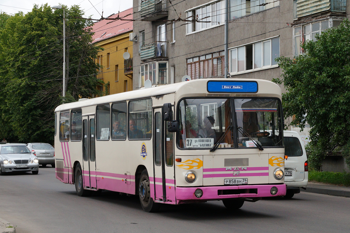 Kaliningrad region, MAN 789 SÜ240 Nr. Р 858 ВН 39