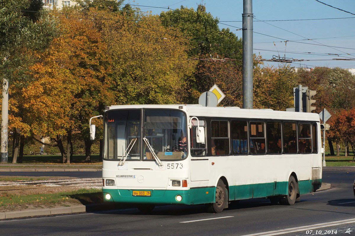 Санкт-Пецярбург, ЛиАЗ-5256.25 № 5573