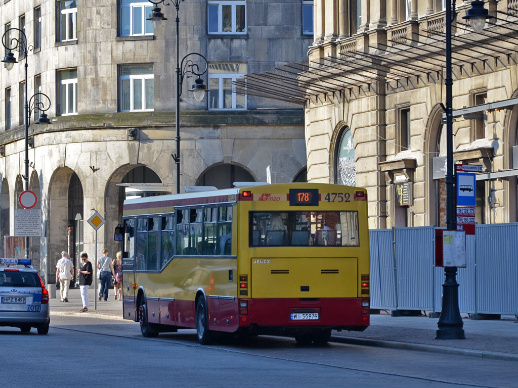 Polska, Jelcz M121M Nr 4752