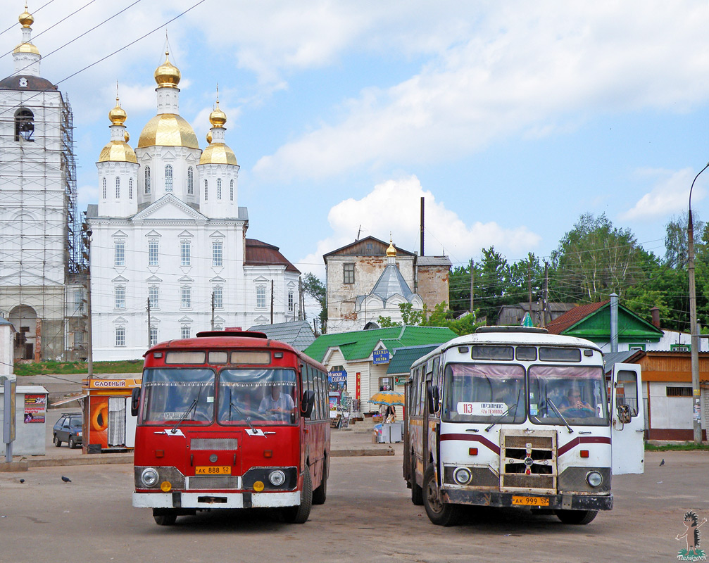 Nyizsnyij Novgorod-i terület, LiAZ-677M (BARZ) sz.: АК 888 52; Nyizsnyij Novgorod-i terület, LiAZ-677M (BARZ) sz.: АК 999 52; Nyizsnyij Novgorod-i terület — Bus stations, End Stations