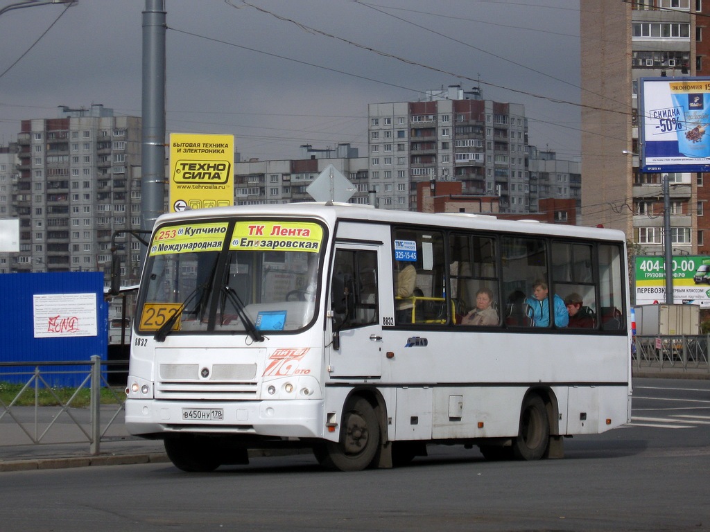 Санкт-Петербург, ПАЗ-320402-05 № 8832